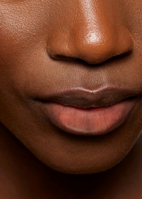 Sheer Lip Colour