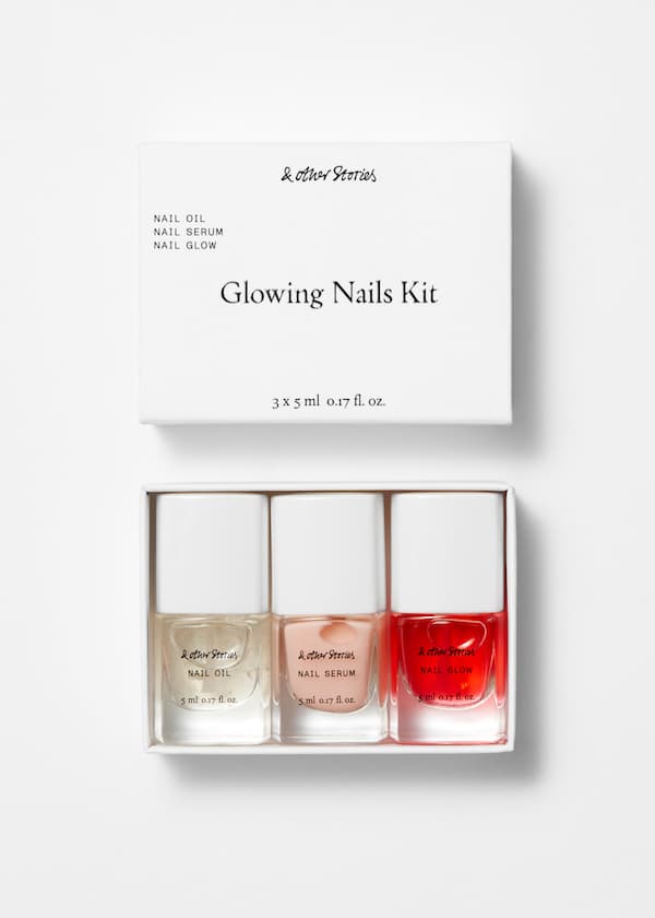 Glowing Nails Kit