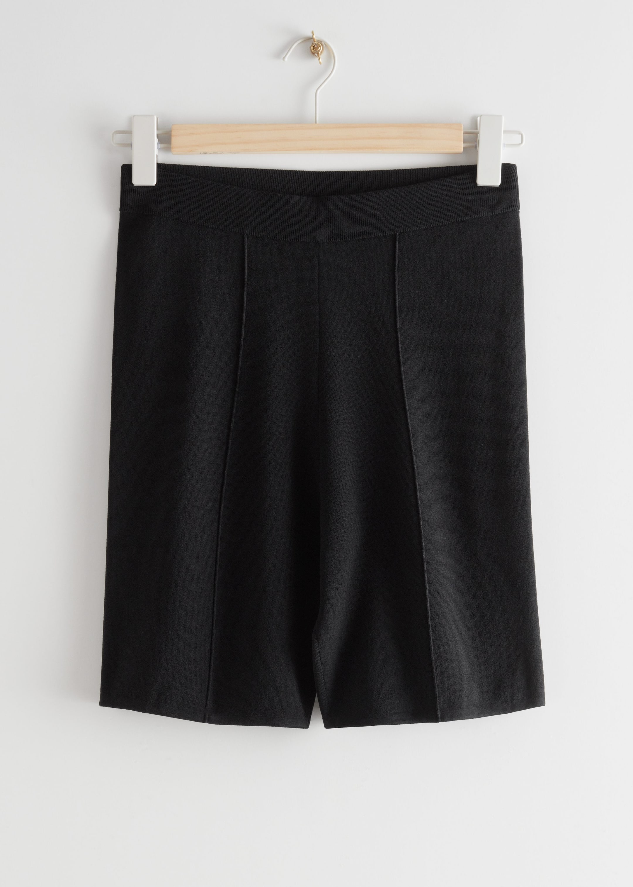 Fitted Shorts - Black - Stillleben