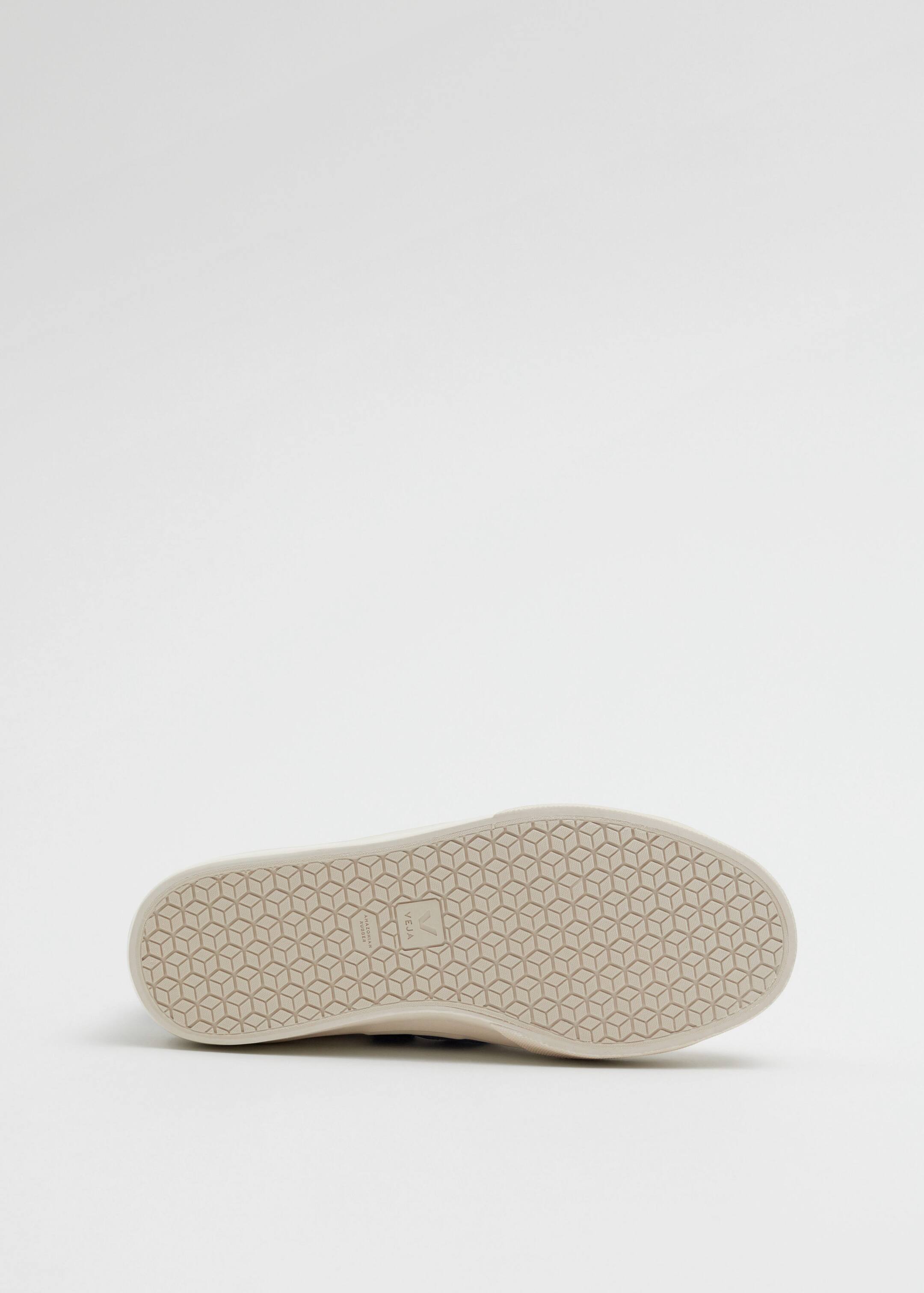 Veja Campo Leather Sneakers - White/Grey - Still Life