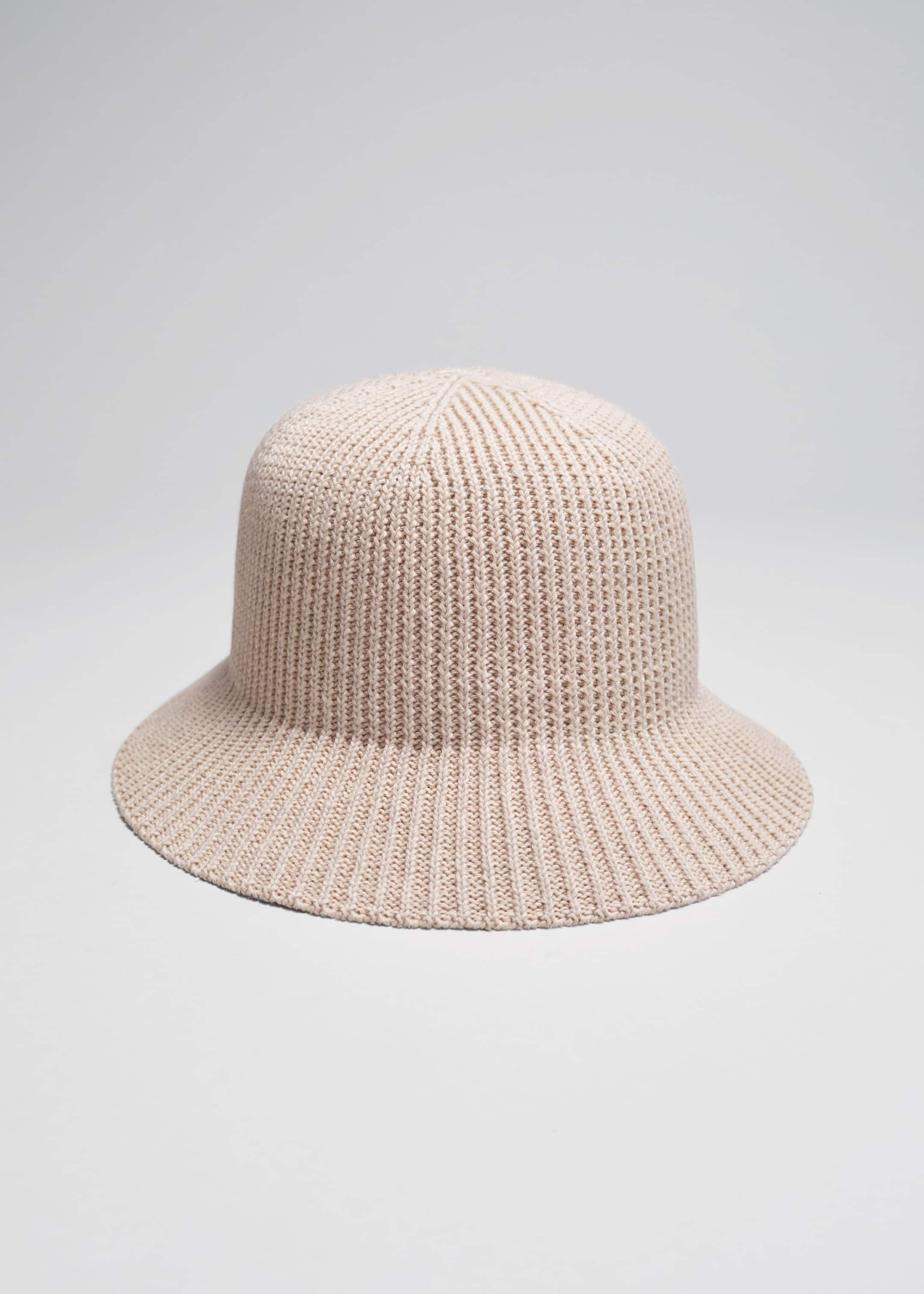 Selling COS knitted cotton-silk bucket hat