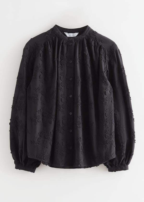 Voluminous Floral-Appliqué Blouse