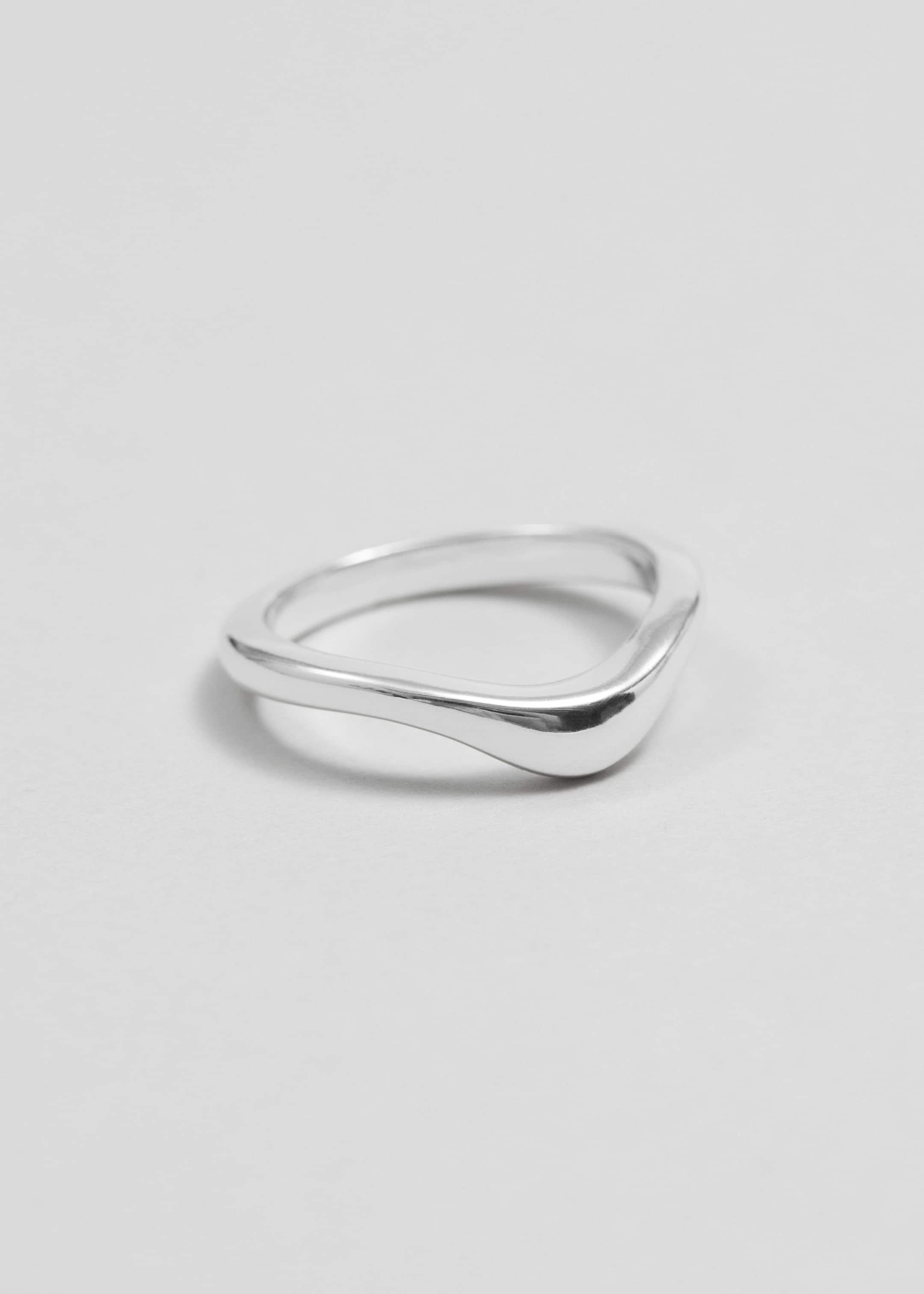 Image of Wavy Ring