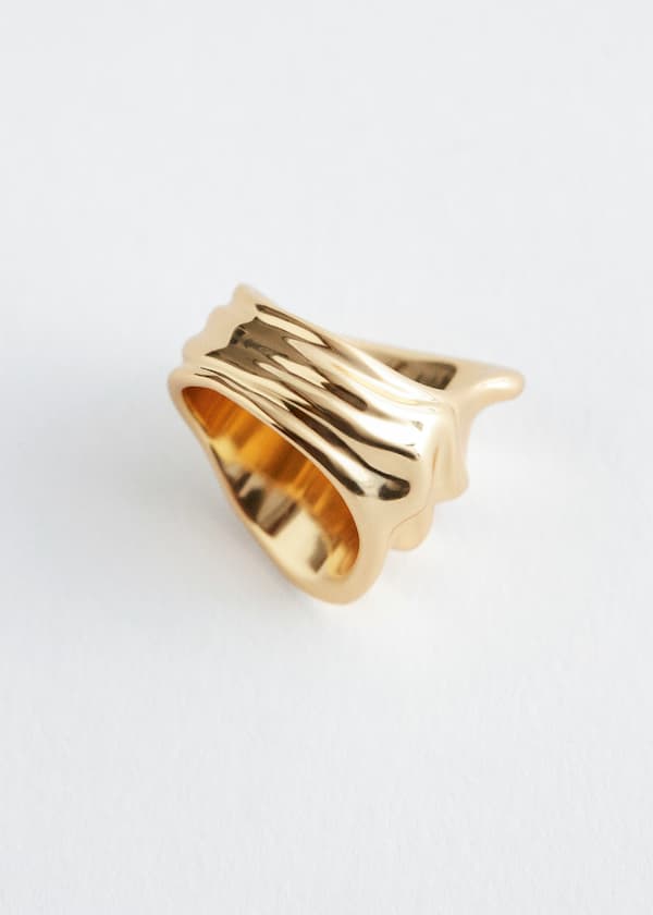 Wavy Sculptural Ring