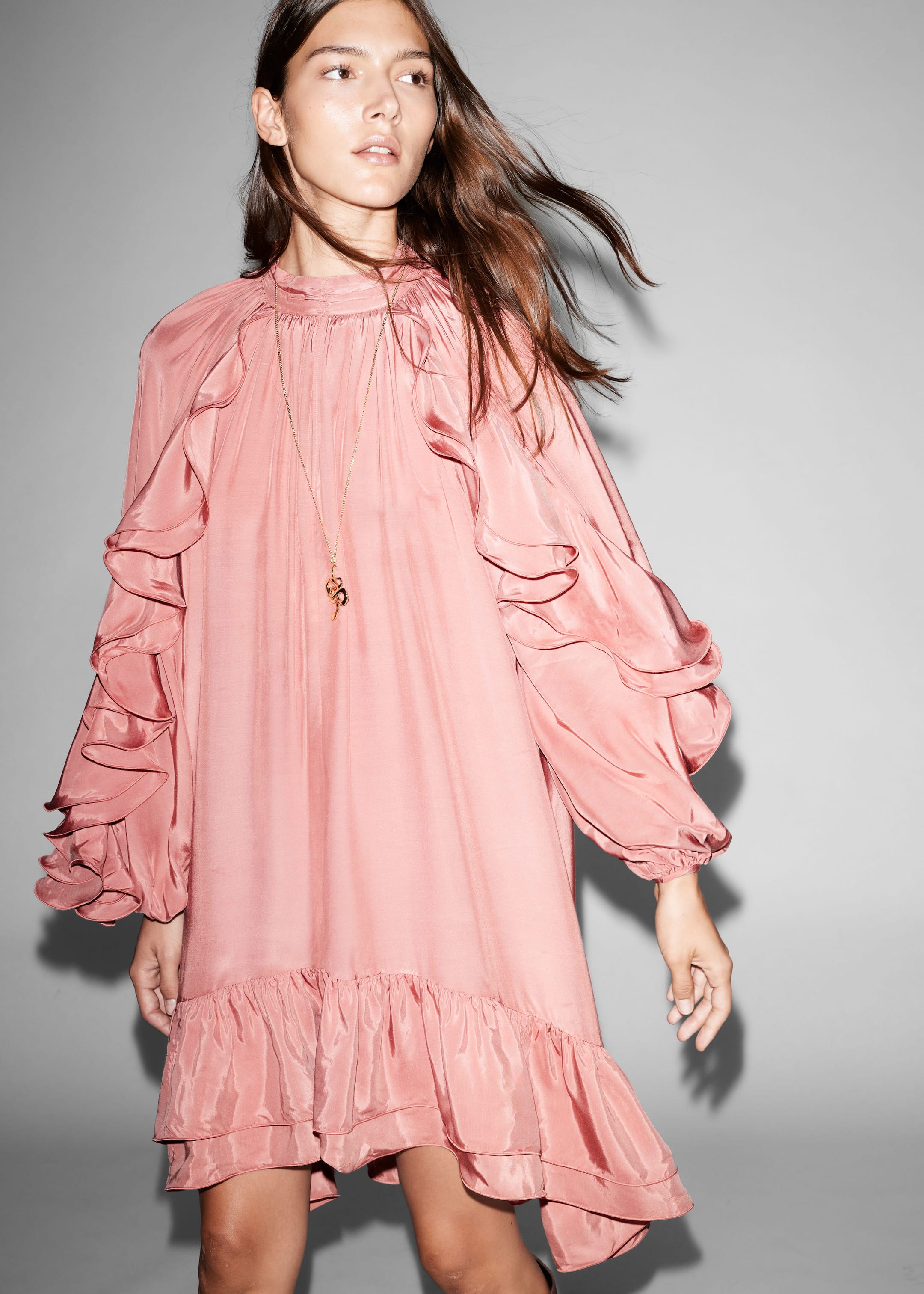 Robe courte à volants - Rose tendre - Lookbook