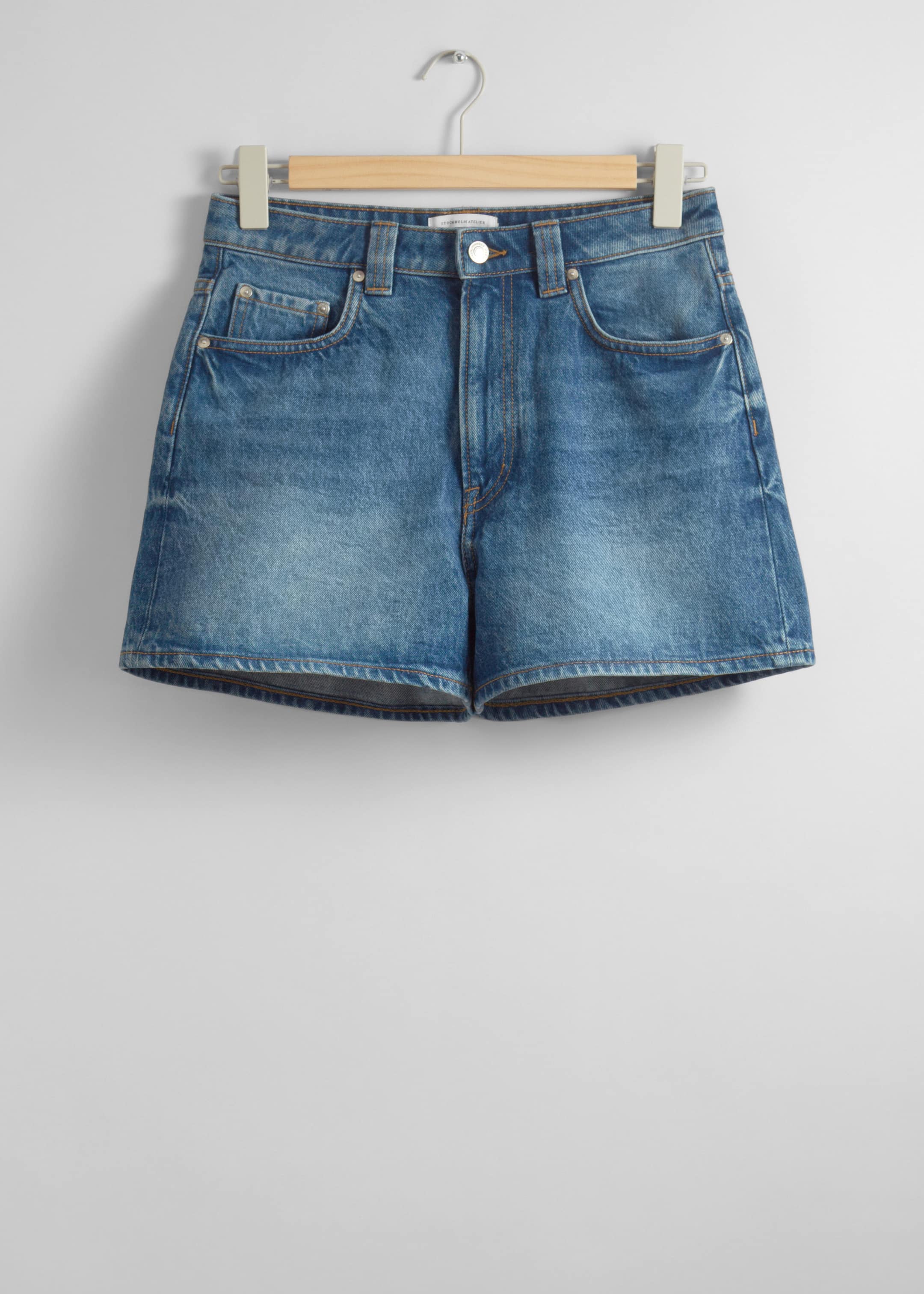 Short 5 poches en denim