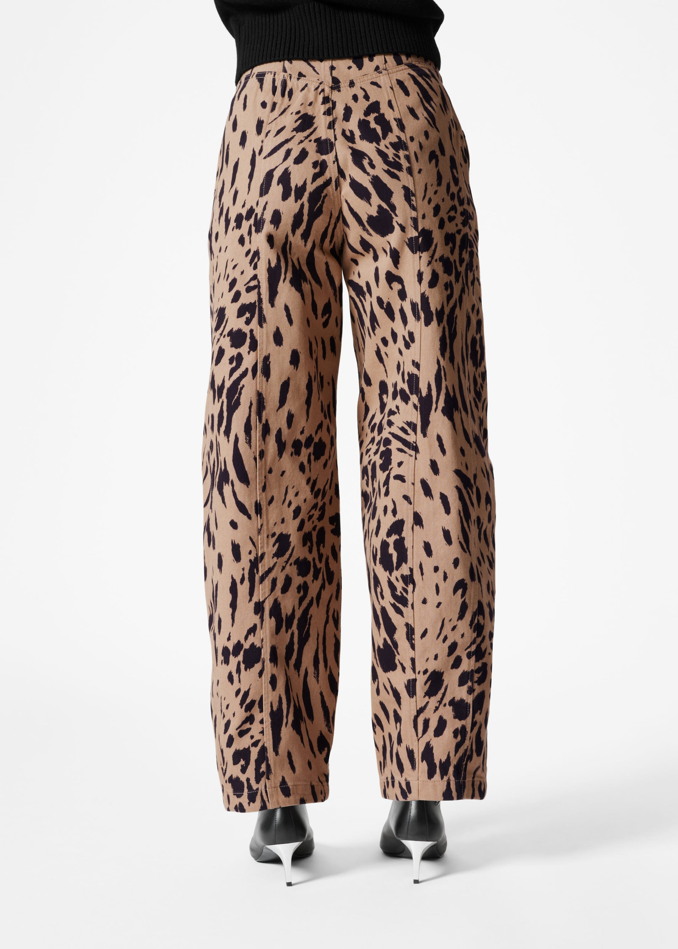 Leopard-Print Barrel-Leg Trousers - Leopard Print - Lookbook